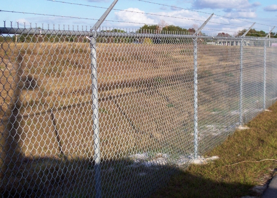 Diamond Wire Mesh 1.8m Steel Chain Link Fencing With Galvanized