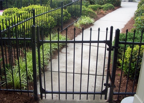 Spear Top Steel Tubular Fencing , 2100mm Height Two Rail Fencing