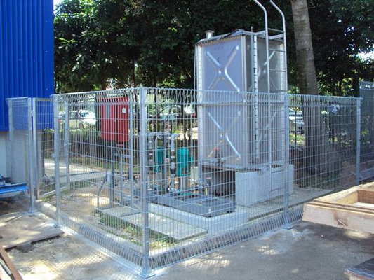 3D Triangle Bend Metal 10ft Wide Tower Fencing Rust Resistant For Security