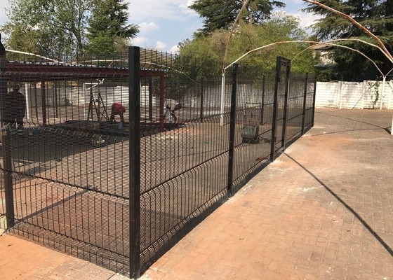 358 Prison Mesh Panel Systems 5.2m Height Anti Climb Security Fence