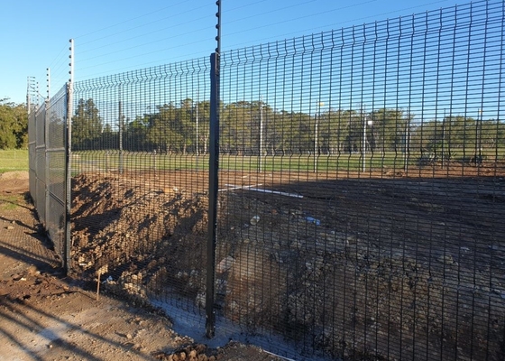 358 Prison Mesh Panel Systems 5.2m Height Anti Climb Security Fence